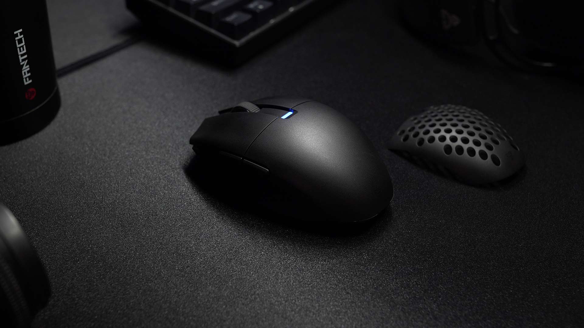 How to Swap Shell Covers on Aria!