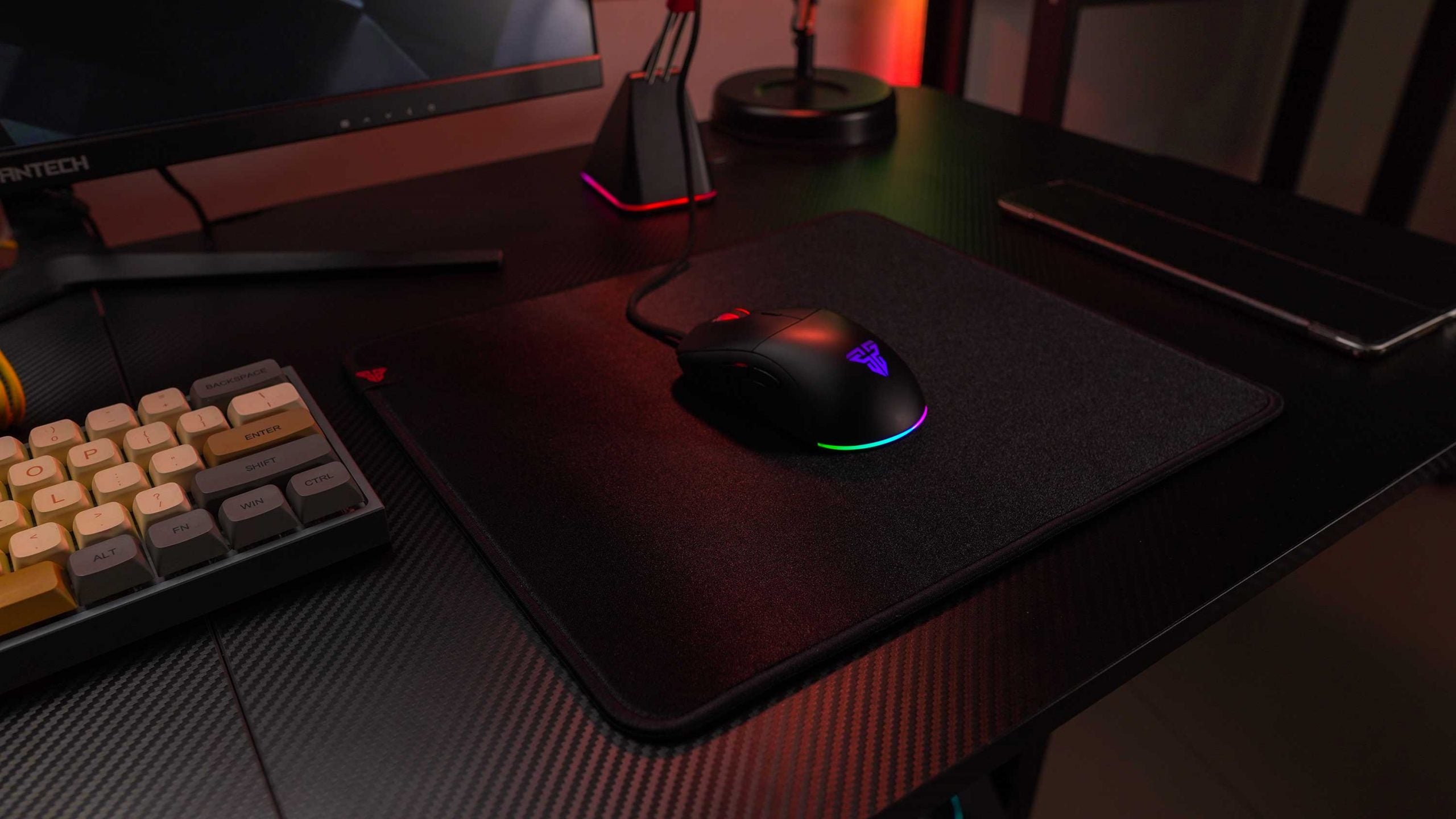 How to Change Mouse Skates Fantech World