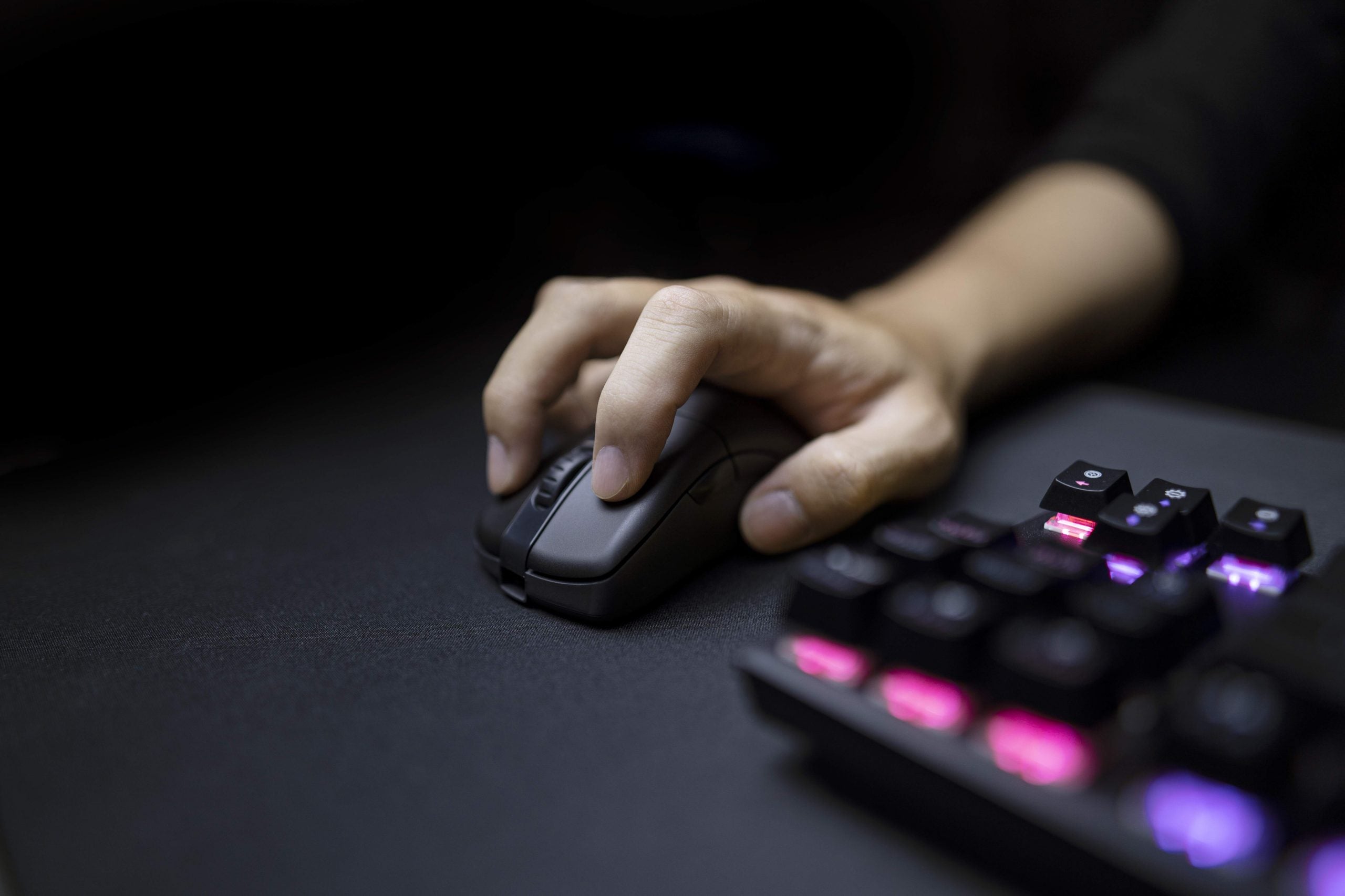 Do Gaming Mice Improve Aim: Unveiling the Truth for Gamers