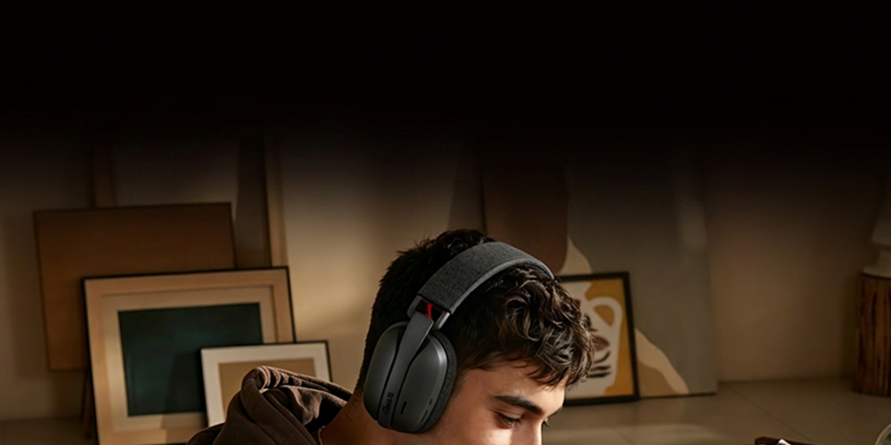 THE NEXT EVOLUTION OF HEADSET
